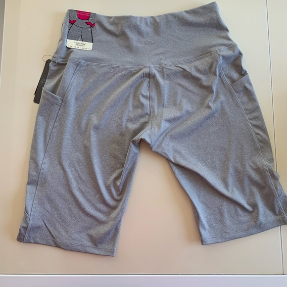 NEW YORK LAUNDRY SPORT WOMEN'S ACTIVE WEAR SHORT - Picture 3 of 9